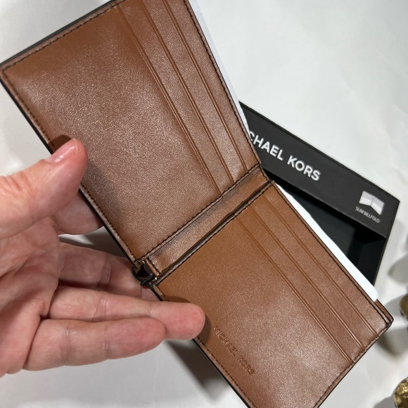 Michael Kors Men’s Jet Set Slim Billfold Wallet New in Box with Tags $98 Blue - Picture 4 of 5